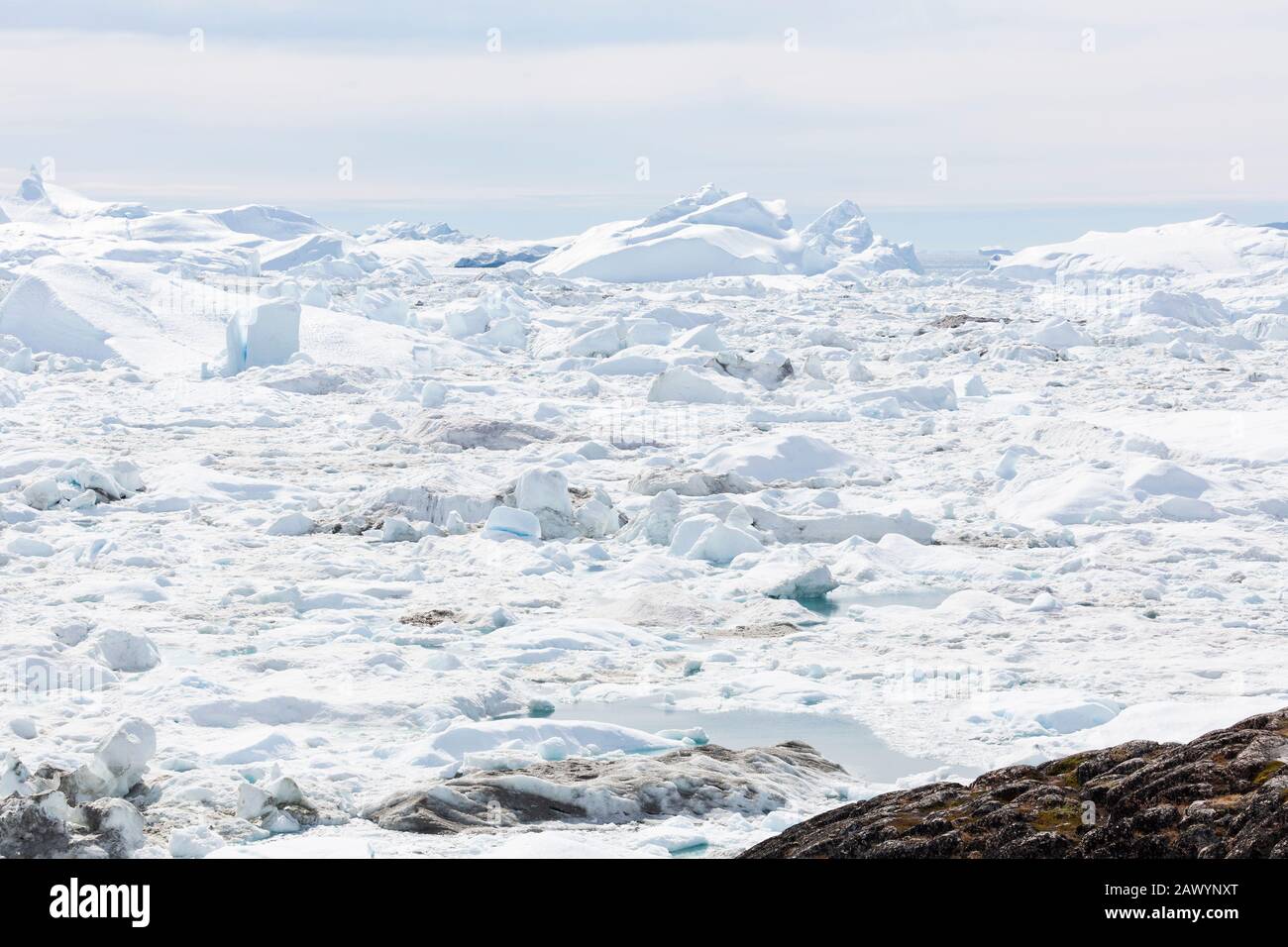 Glace glaciale de fonte ensoleillée Océan Atlantique Groenland Banque D'Images