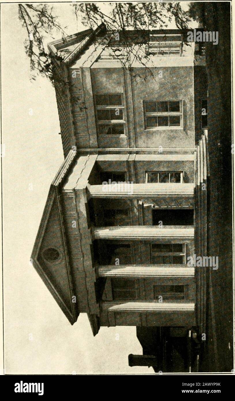 Registre général des membres de la fraternité Phi Kappa Sigma, 1850-1920 . 5 Juin 1902. Fils de Thomas Q. et José-phine (Farrell) Garvey. Étudiant. Parents en Fraternité, en bouillons, Thomas B. Garvey, Zeta, 17 ans, et James F. Garvey, Zeta, 20 ans. Eugene Kline Robb, Altoona, Pa. 817 Septième Avenue. Née À Altoona, Pa., 3 Mars 1902. Fils de George David andCora (Kline) Robb. Étudiant. 1924. Howard Brillinger Selsam, Harrisburg, Pa. 1708 Green Street. Né À Harrisburg, Pa., 28 Juin 1903. Fils de John T. et Flora(Brillinger) Selsam. Étudiant. Parent en Fraternité, frère, John P. Selsam, Zeta, Banque D'Images
