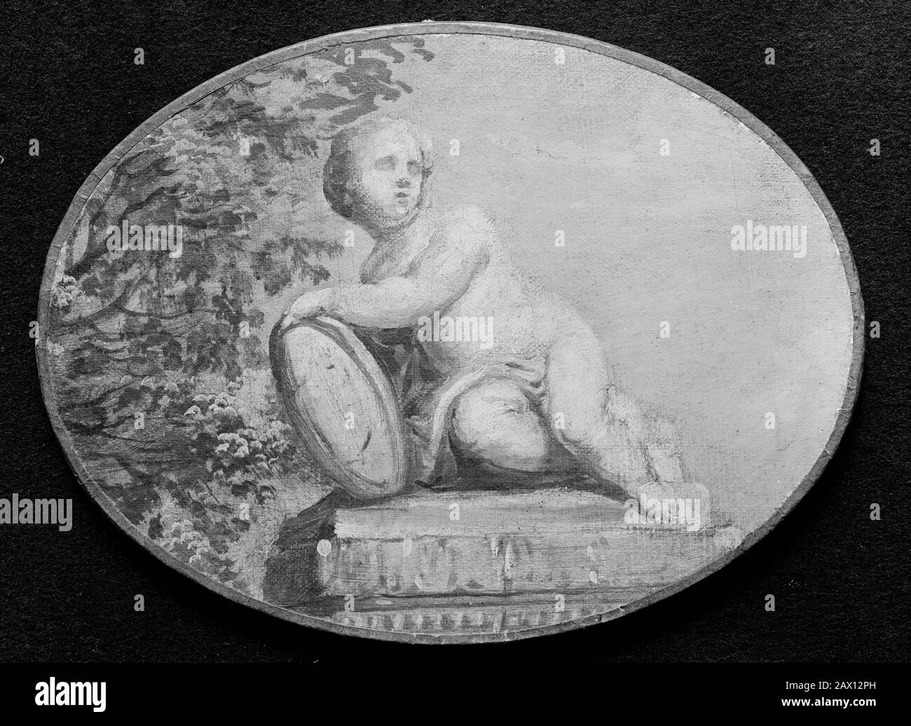 Putto sur un piédestal sur fond de verdure, XVIIIe siècle. Banque D'Images