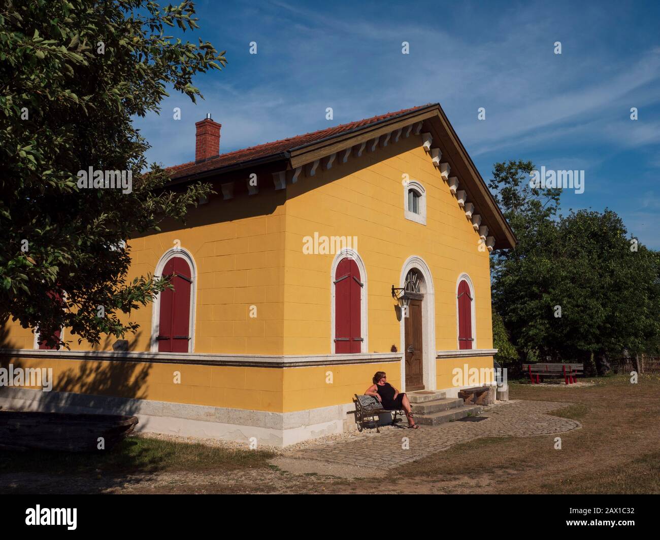 Schleusenwärterhaus Am Ludwig-Donau-Main-Kanal, Dietfurt An Der Altmühl, Oberpfalz, Bayern, Deutschland | Lockhouse Ludwig-Donau-Main-Kanal, Dietfurt, Banque D'Images