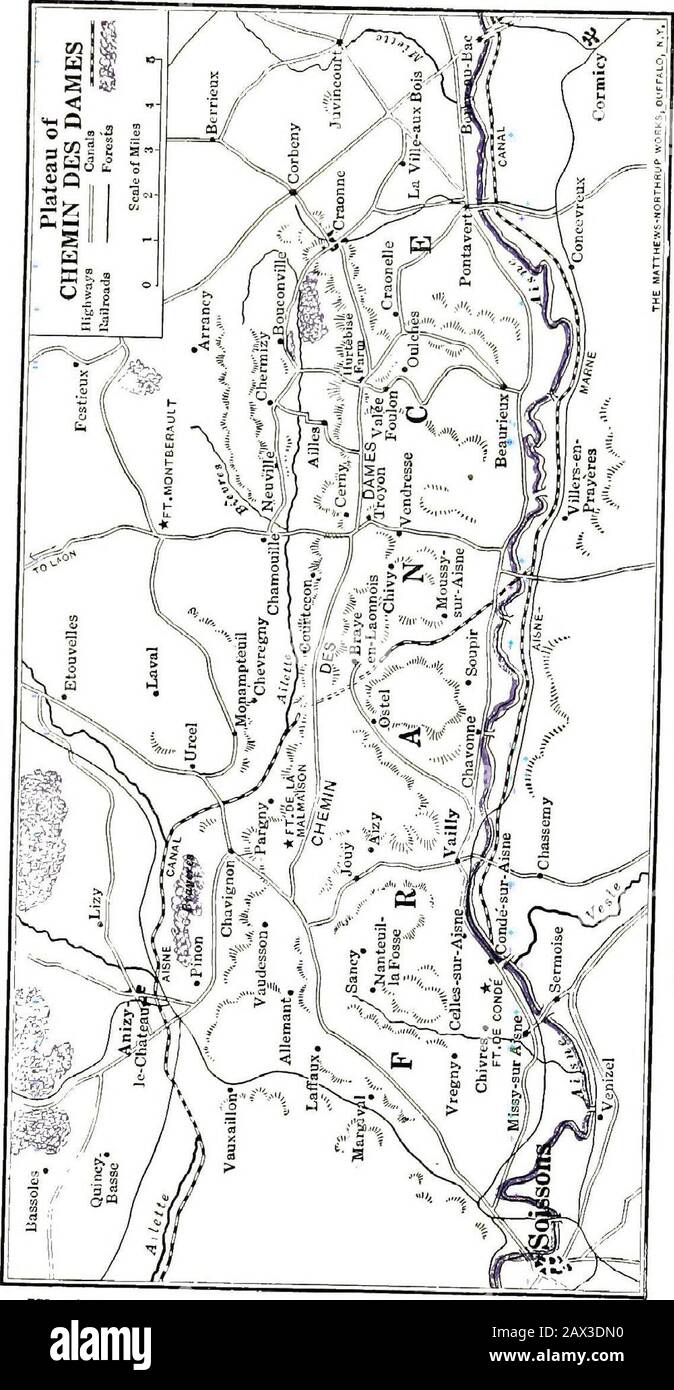 L'histoire littéraire de la guerre mondiale, compilée à partir de sources originales et contemporaines: Américaine, britannique, française, allemande, et autres . anguille dans la ligne allemande de préparation de la conduite. L'attaque qui a commencé près d'une heure avant dawnprit trois lignes principales. Frappant des deux côtés du thème de Laffaux vers le village d'Allemant, le hiidto français traite avec la quatorzième division—troopsqui westphalien avait souffert fortement en 1916 dans les combats d'avant Verdun. La plus grande proportion de prisonniers était la capturedin de ce secteur, où le point tournant de la wa du système de défense Hindenburgdeal Banque D'Images