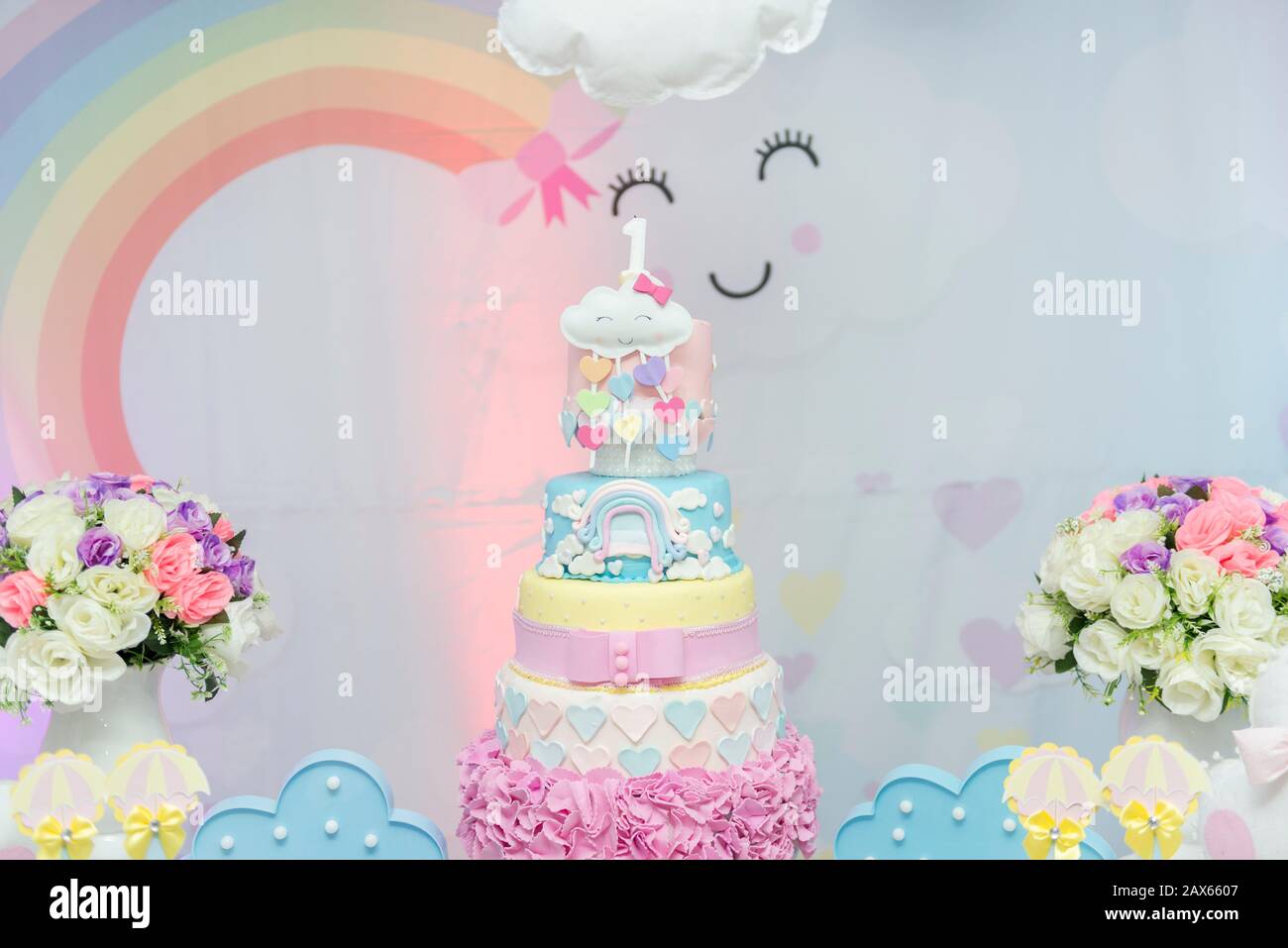 Decoration D Anniversaire Sur Le Theme Des Filles Avec Theme Mignon Etoiles Parapluie Pluie De Coeur Dans Des Couleurs Pastel Belle Decoration Pour La Fete D Anniversaire Photo Stock Alamy