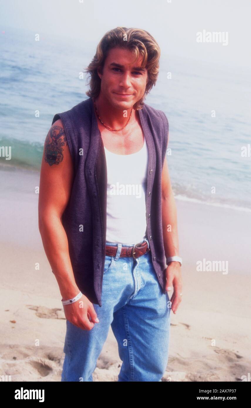 Malibu, Californie, États-Unis 7 juillet 1995 l'acteur Jaason Simmons assiste à la première « Clueless » le 7 juillet 1995 à Leo Carrillo Beach à Malibu, Californie, États-Unis. Photo De Barry King/Alay Stock Photo Banque D'Images