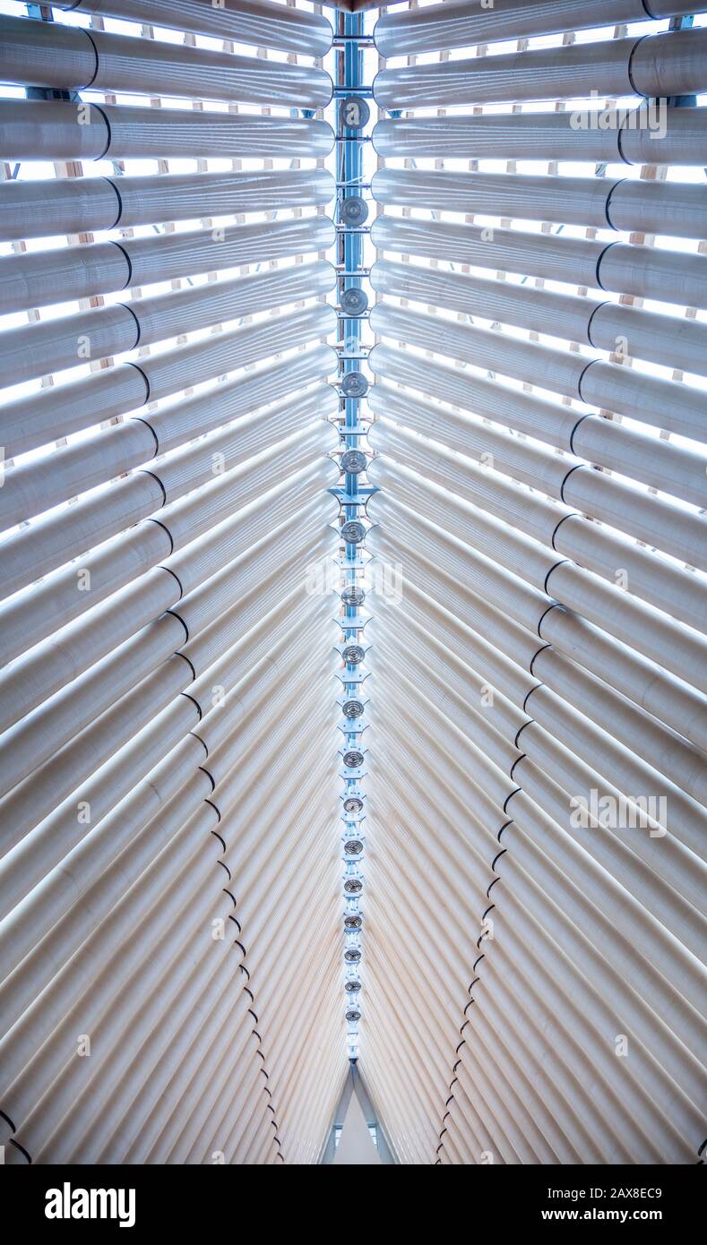 Intérieur de la cathédrale de Christchurch, construite à partir de matériaux réaffectés et surnommée la « cathédrale En Carton » Banque D'Images