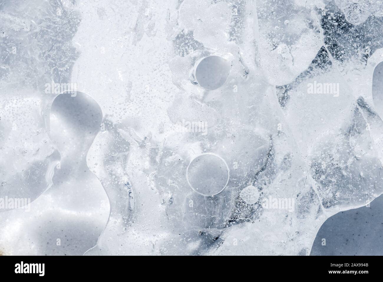 Glace à l'eau gelée sur le glacier Khumbu, au Népal Banque D'Images