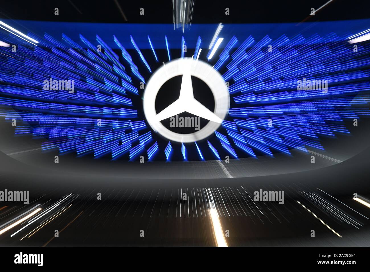 Stuttgart, Allemagne. 11 février 2020. Motif bordure, caractéristique, concept car VISION EQ 5. Recto flou. Conférence De Presse Annuelle Daimler 2020 Le 11 Février 2020. | utilisation dans le monde crédit: DPA/Alay Live News Banque D'Images