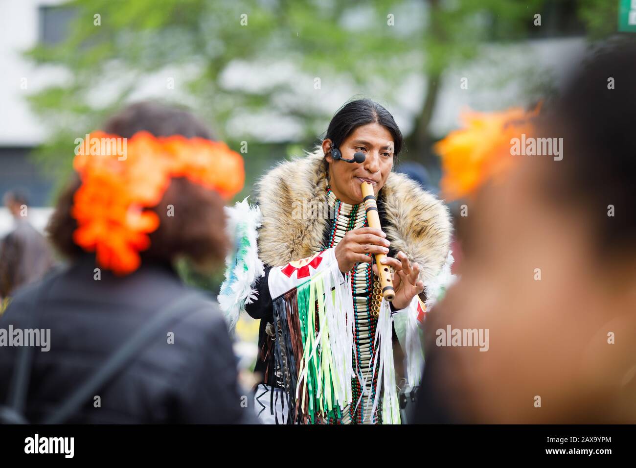 Flûte indienne Banque de photographies et d'images à haute résolution -  Alamy