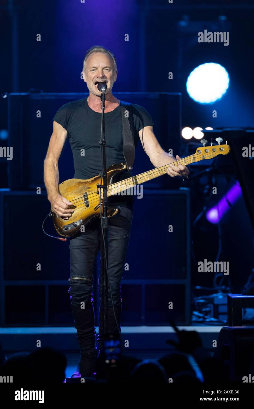 Chanteur Sting sur scène lors d'un concert à la salle de concert Monte-Carlo Sporting à Monaco le 2019/08/02 Banque D'Images