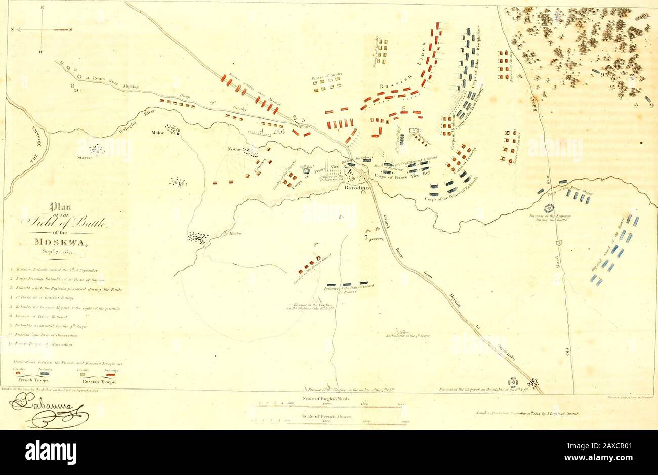 Un récit circonstanciel de la campagne en Russie : embellie avec les plans des batailles de la Moskwa et de Malo-Jaroslavitz . surtout pour observer s'il y avait des batteries anymassées, ou des ravins inconnus de nous*. Conformément à mes instructions, j'ai avancé, et découvert que le camp russe était situé be-Hind la rivière Kologha sur une éminenceCjand étroite que sa gauche était très affaiblie par le theloss de la redoute que nous avions pris le même^ing avant. En face du camp et en face, se trouvait le village de Borodino, un positionf extremelystrong, situé au confluent d'un * Banque D'Images