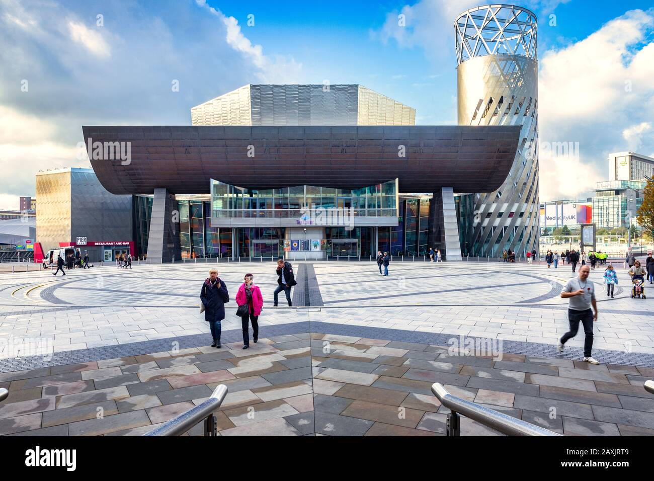 2 novembre 2018 : Salford Quays, Manchester, Royaume-Uni - The Lowry, la galerie et le complexe de musées célébrant la vie de L.S. Lowry. Il a été conçu par Jam Banque D'Images