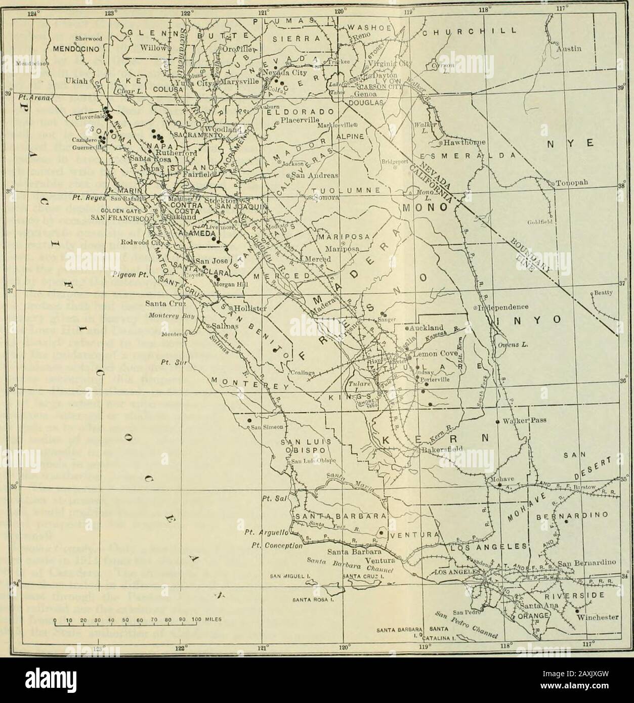 Ressources minérales des États-Unis, 1914--partie II--non-métaux . ed à l'enquête au début de l'année, bien que l'enquête ultérieure indique qu'elles sont probablement notoirement d'une grande importance. Plusieurs autres gisements, jusqu'ici non enregistrés, ont également été signalés, y compris la magnésite et la dolomite près de Bagdadand magnésite près de Victor ville, tous deux dans le comté de San Bernardino, rapport anda, avec des échantillons, ont été reçus d'un dépôt supposé de magnésite près de Benson, Ariz. CALIFORNIE. Certains travaux ont été effectués sur les gisements de Red Mountain et Cedar Mountain, près de Livermore, Alameda County, et le fonctionnement oldroulatif d'un o Banque D'Images