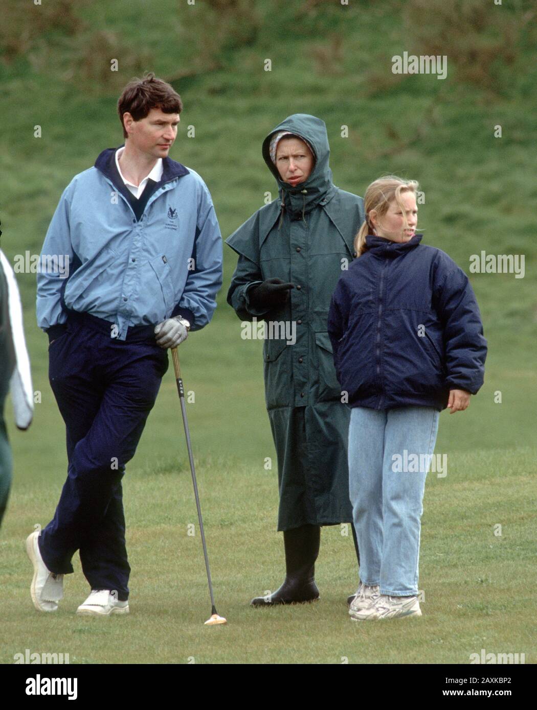 Le Commandant Timothy Lawrence, la Princesse HRH Anne et Zara Phillips au concours caritatif de golf Gleneagles, Écosse, mai 1993 Banque D'Images