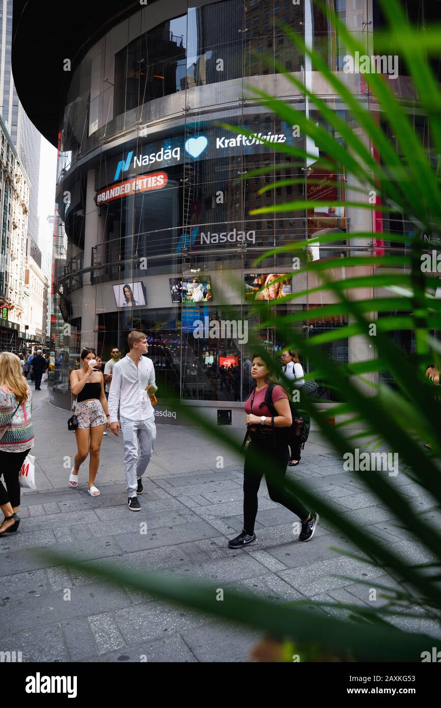 Centre de négociation des actions NASDAQ sur Times Square, New York Banque D'Images