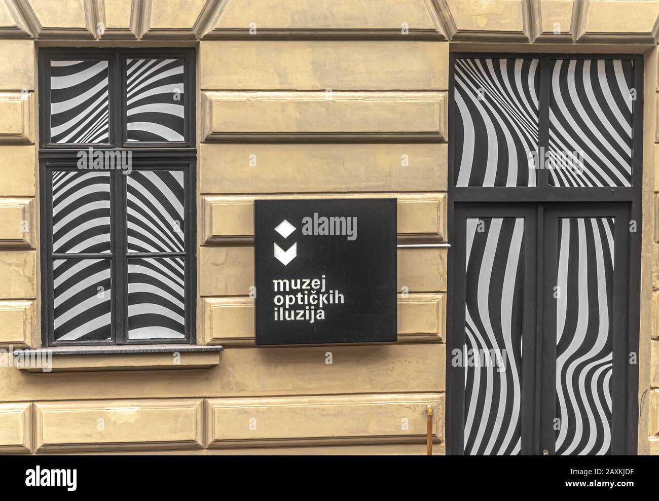 Aujourd'hui est ouvert le premier Musée des illusions optiques à Sarajevo Banque D'Images