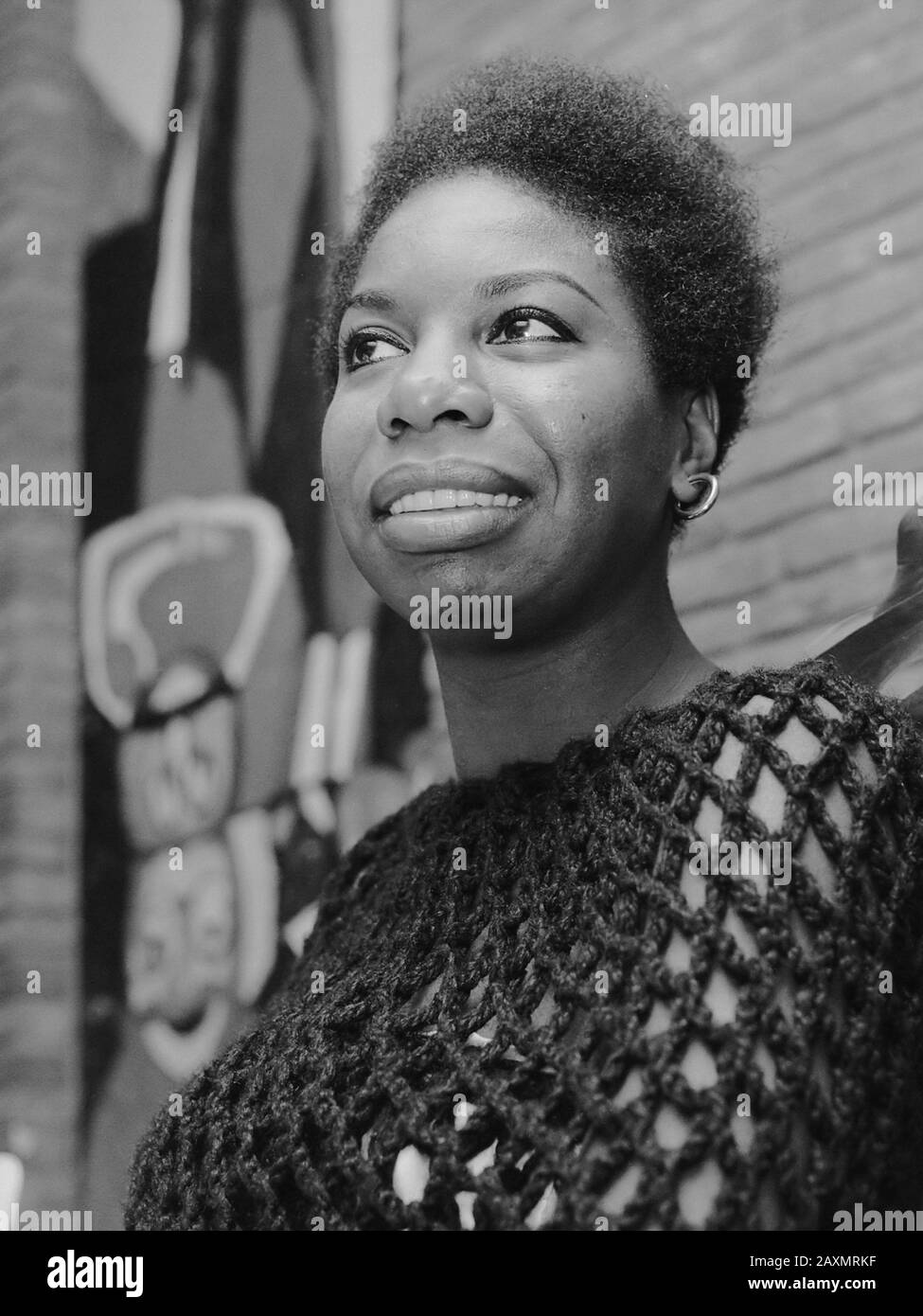 Le portrait de la chanteuse américaine Nina Simone apparaîtra à la télévision à Noël le 14 décembre 1965 Banque D'Images