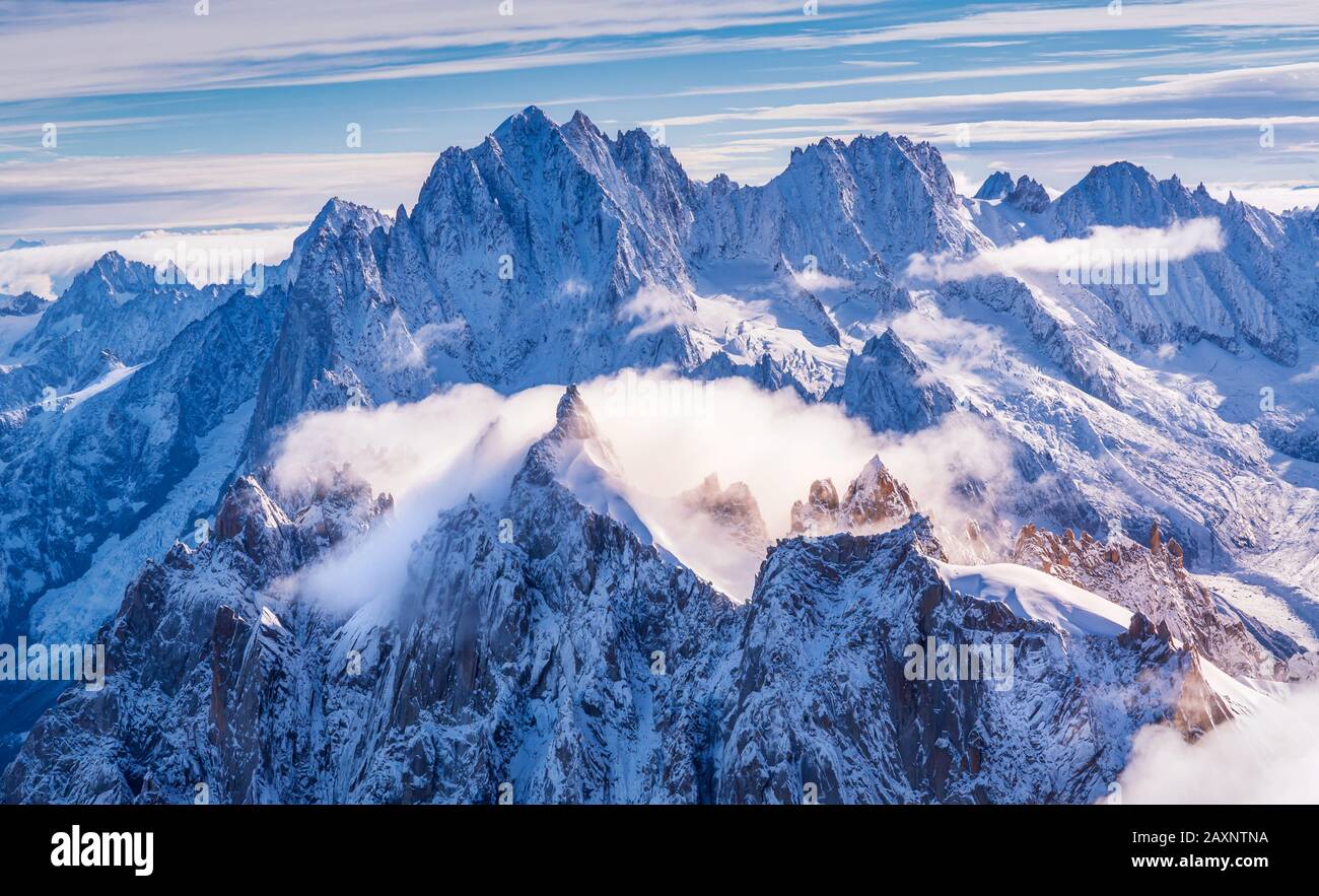 Vue sur les Alpes près du Mont Blanc, Chamonix, France Banque D'Images