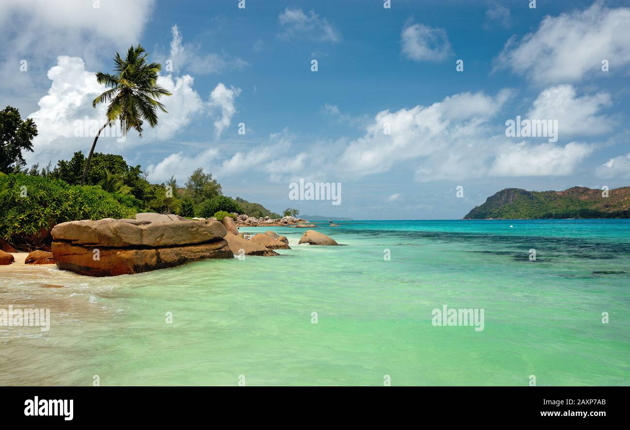 Baie Sainte Anne Aux Seychelles. Ile Praslin Banque D'Images