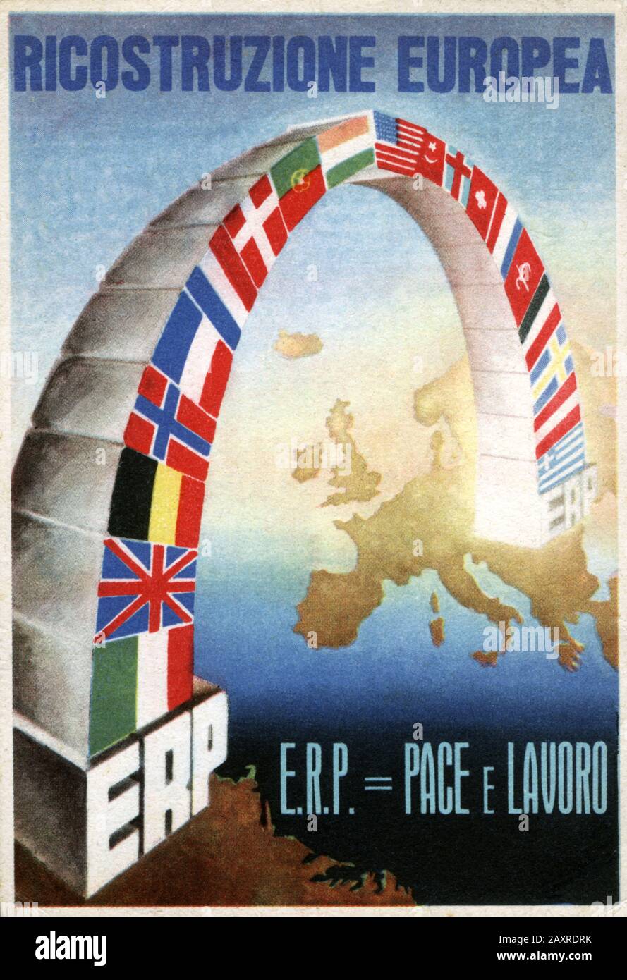 1949 , ITALIE : carte postale italienne Programme européen de relance de la guerre propagande : ' RICOSTRUZIONE EUROPEA E.R.P = PACE E LAVORO ' pour LE PIANO MARSHALL ( Marshall plane ). Le Plan Marshall ( officiellement le Programme européen de relance , ERP ) a été le programme économique à grande échelle, 1947-1951 , des États-Unis pour la reconstruction et la création d'une base économique plus solide pour les pays d'Europe. L'initiative a été nommée d'après le secrétaire d'État général George Marshall , qui a reçu le prix Nobel de la paix en 1953 . - CARTOLINA POSTE - BANDIERA - EUROPA - PROPAGANDE POLITICA - LOCANDINA - MAN Banque D'Images