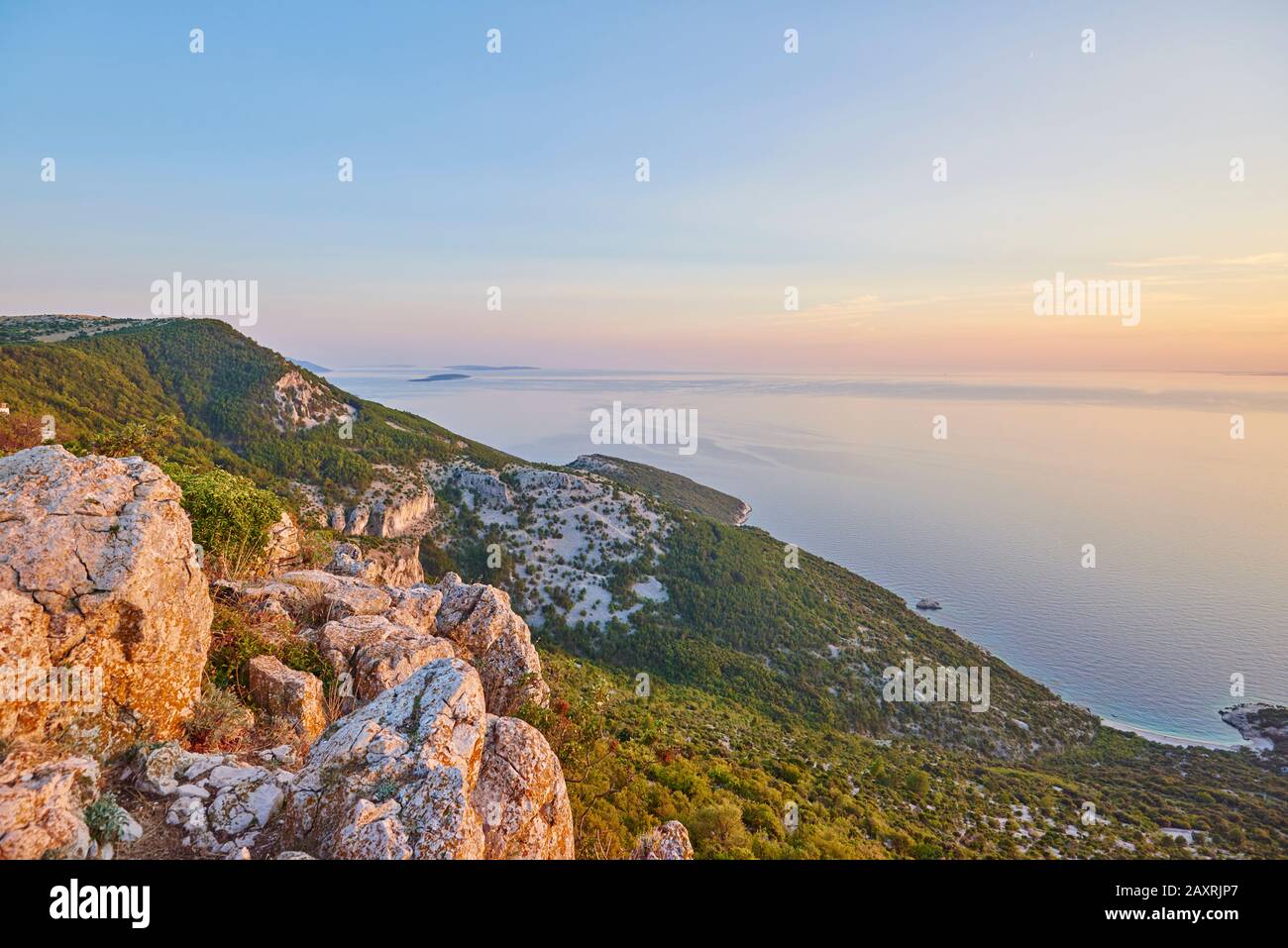 Paysage de la côte près de Lubenice, coucher de soleil, Cres, Croatie, Europe Banque D'Images