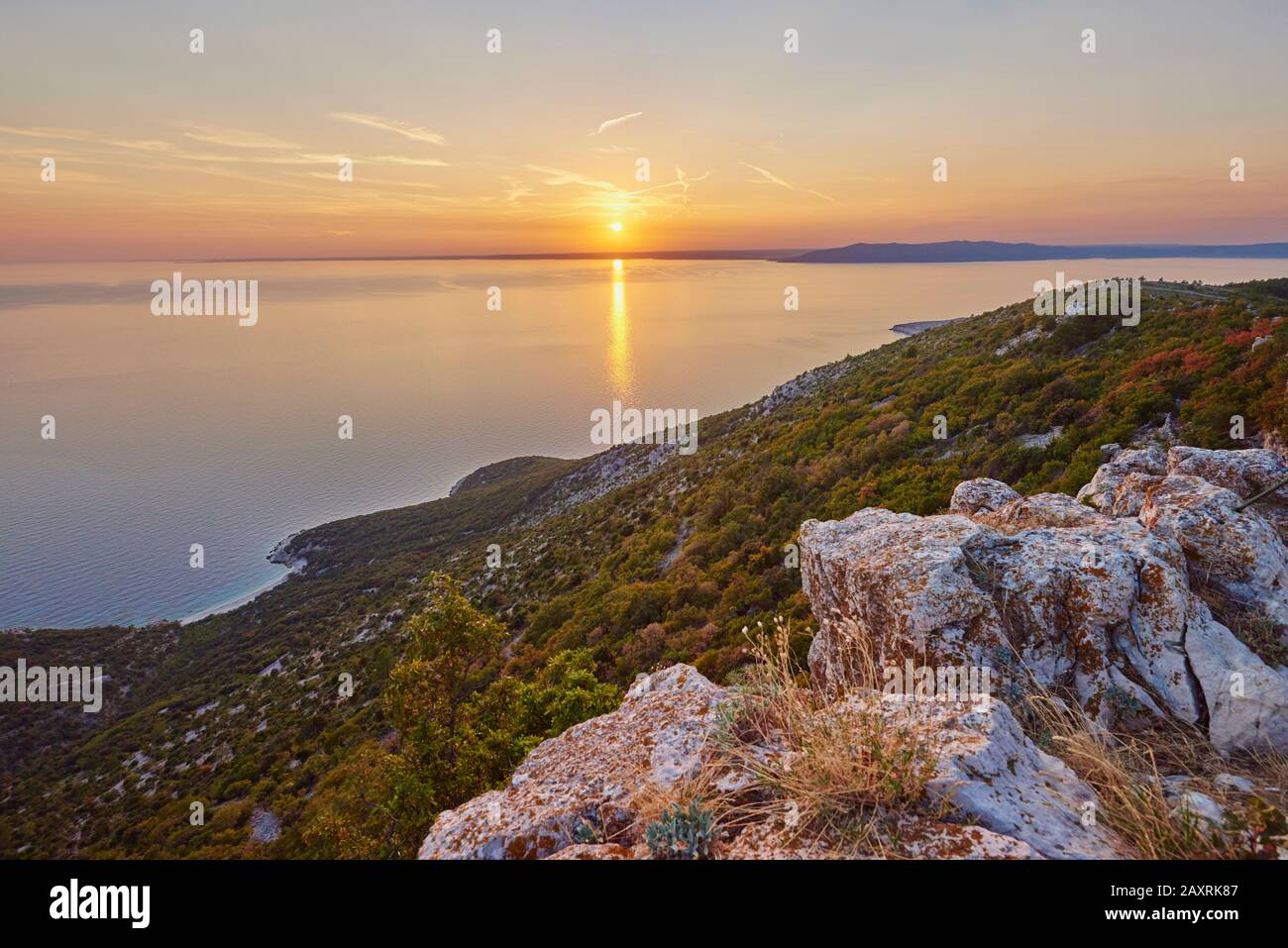 Paysage de la côte près de Lubenice, coucher de soleil, Cres, Croatie, Europe Banque D'Images