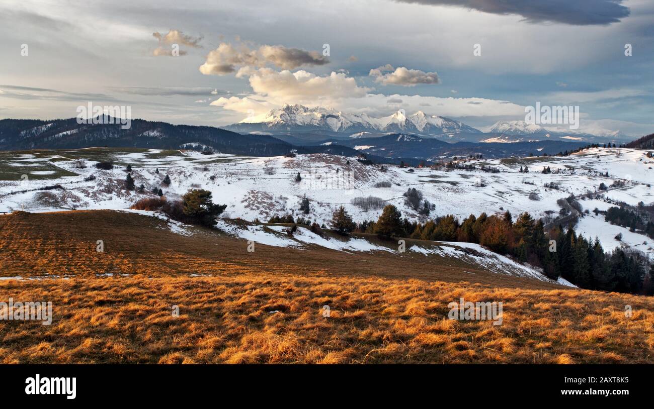 Automne Hiver - paysage de montagnes en Slovaquie Banque D'Images