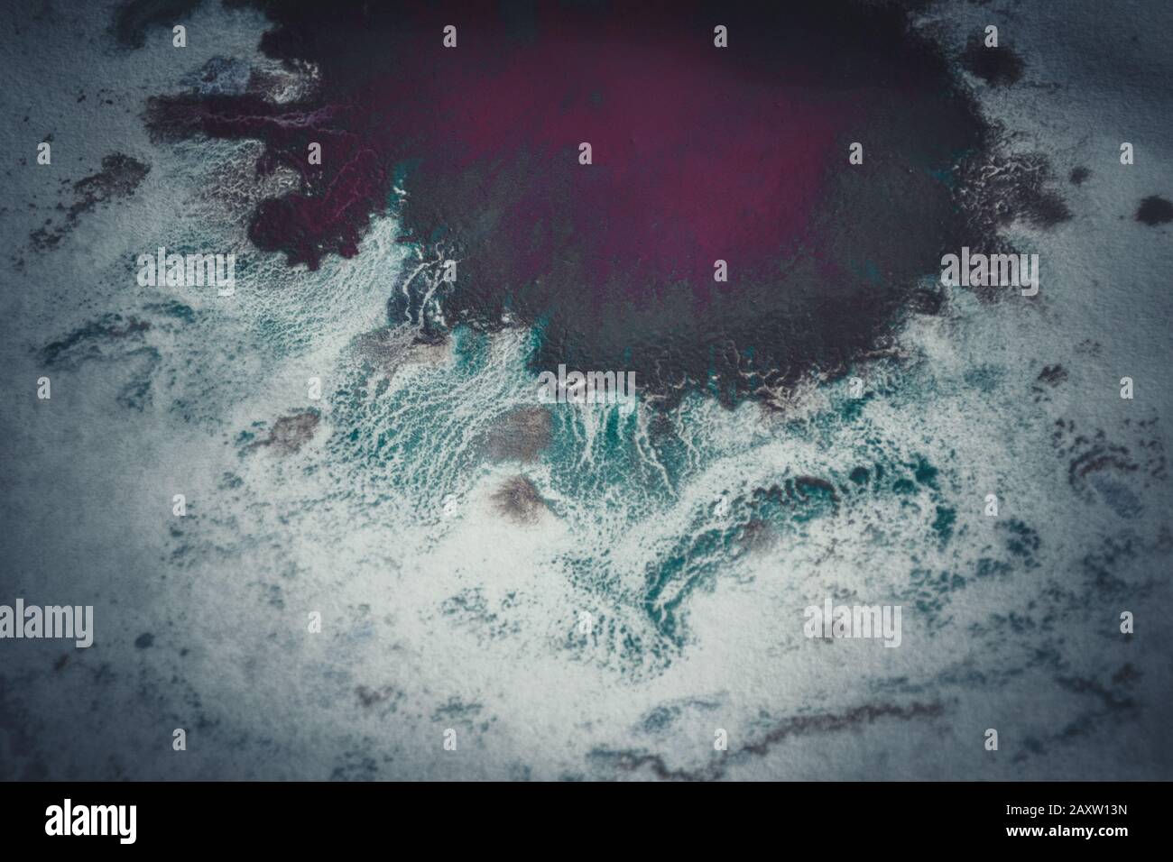 Taches de peinture multicolores, gouttes, éclaboussures, mélange. Arrière-plan abstrait coloré Banque D'Images