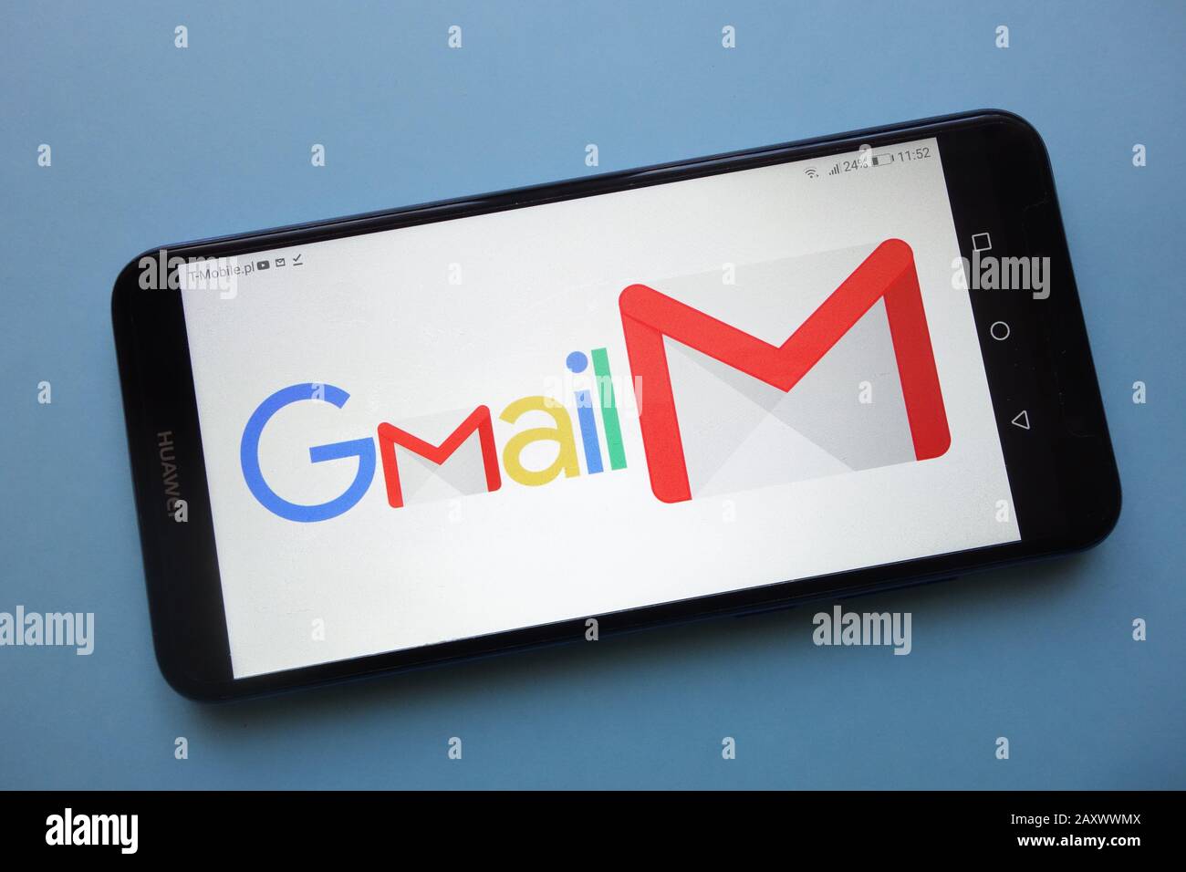 Logo Gmail affiché sur le smartphone Banque D'Images