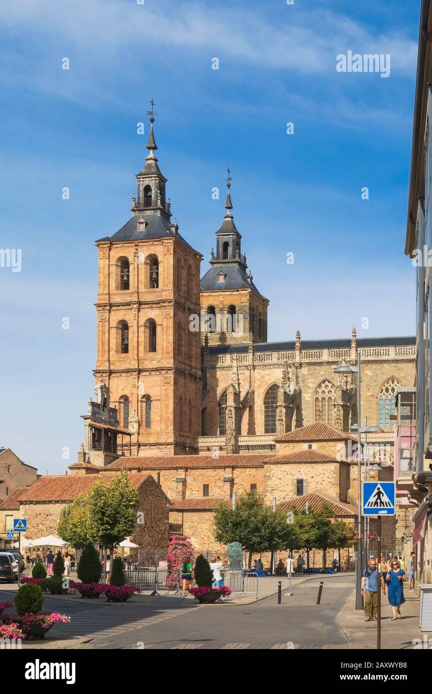 Astorga, Léon, Province de Castille et León, Espagne. Astorga Cathedral. Cathédrale de Santa Maria de Astorga. Banque D'Images