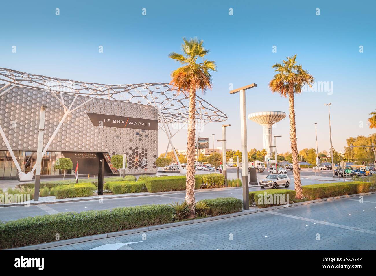 26 novembre 2019, Emirats Arabes Unis, Dubaï: Grand magasin dans le nouveau quartier de Dubaï City Walk Banque D'Images