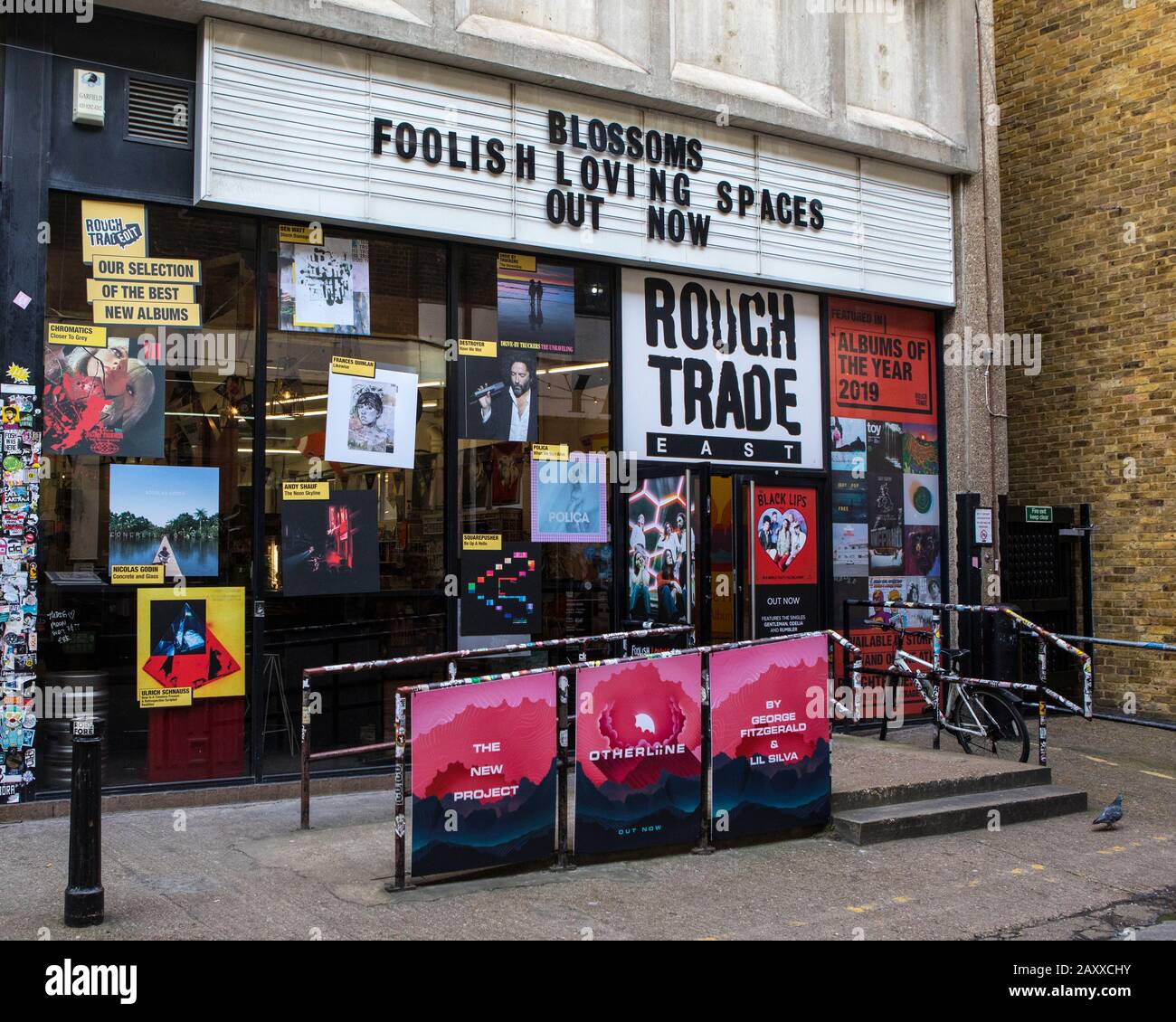 Londres, Royaume-Uni - 5 février 2020: L'extérieur du magasin de disques Rough Trade East situé juste à côté de Brick Lane dans le East End de Londres, Royaume-Uni. Banque D'Images