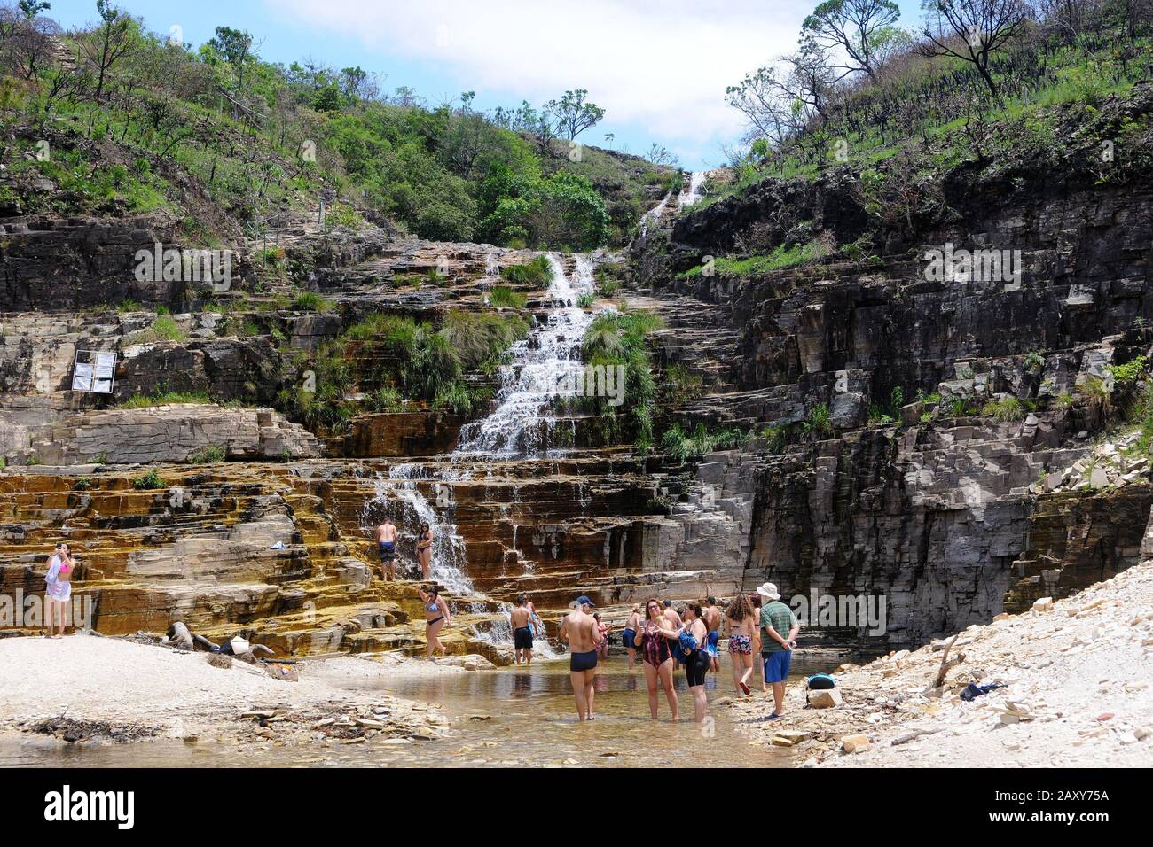 Capitólio, Minas Gerais, Brésil, 26 novembre 2019. Cascade de Lagoa Azul située sur le barrage de Furnas à Capitólio, dans l'état de Minas Gerais. Banque D'Images