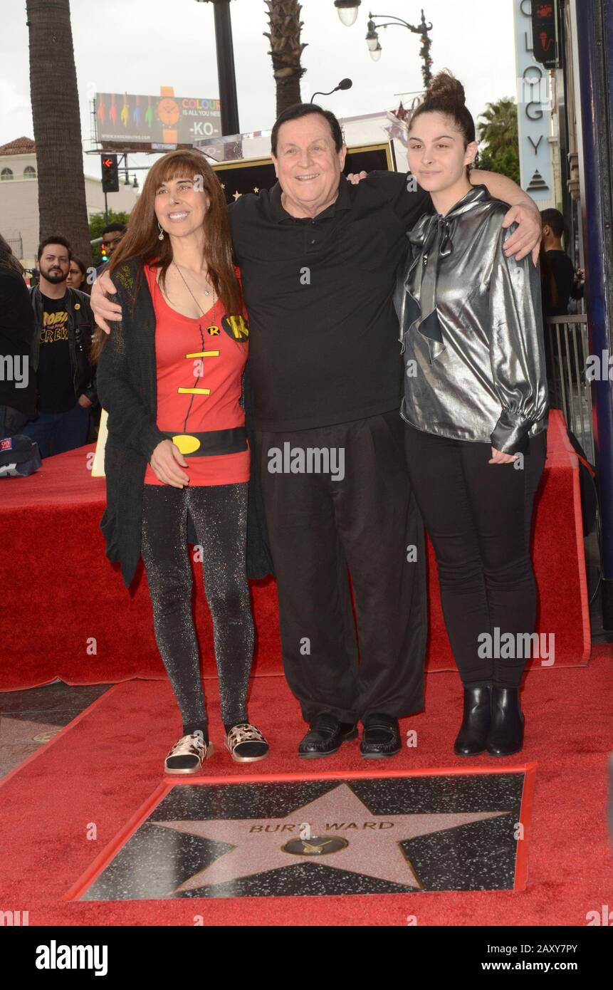 Cérémonie De L'Étoile Du Quartier Burt Sur Le Hollywood Walk Of Fame Le 9 Janvier 2020 À Los Angeles, Ca Avec: Tracy Posner Ward, Burt Ward, Melody Lane Ward Où: Los Angeles, Californie, États-Unis Quand: 09 Jan 2020 Crédit: Nicky Nelson/Wenn.com Banque D'Images