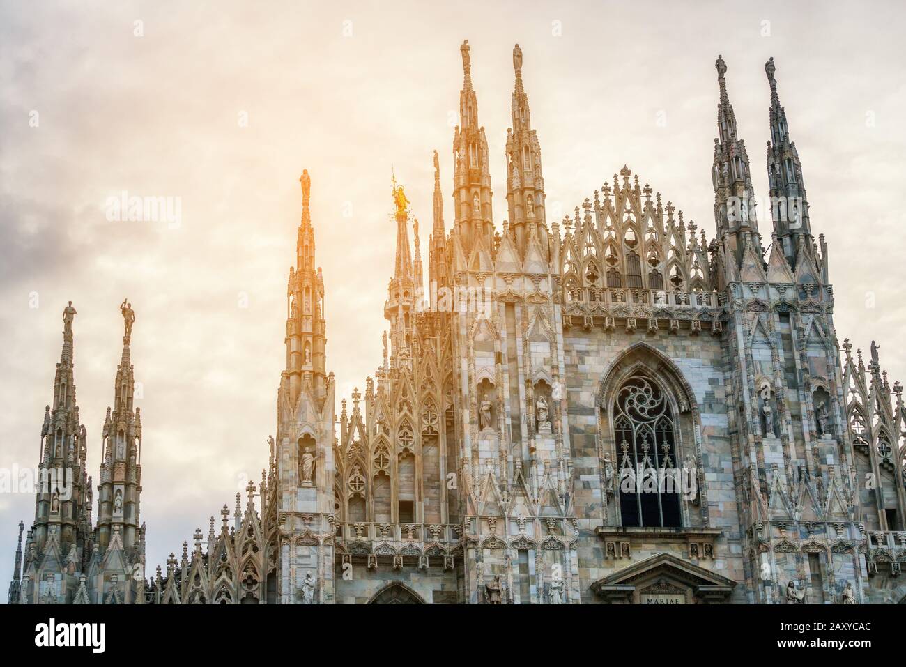 Duomo Di Milano (Cathédrale De Milan) À Milan , Italie . La cathédrale de Milan est la plus grande église d'Italie et la troisième plus grande au monde. C'est le famo Banque D'Images