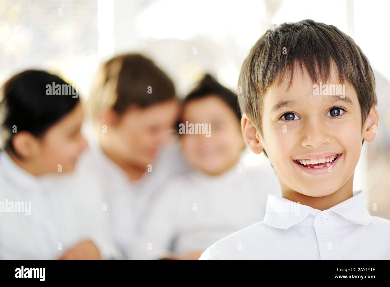 Mère et enfants à la maison Banque D'Images