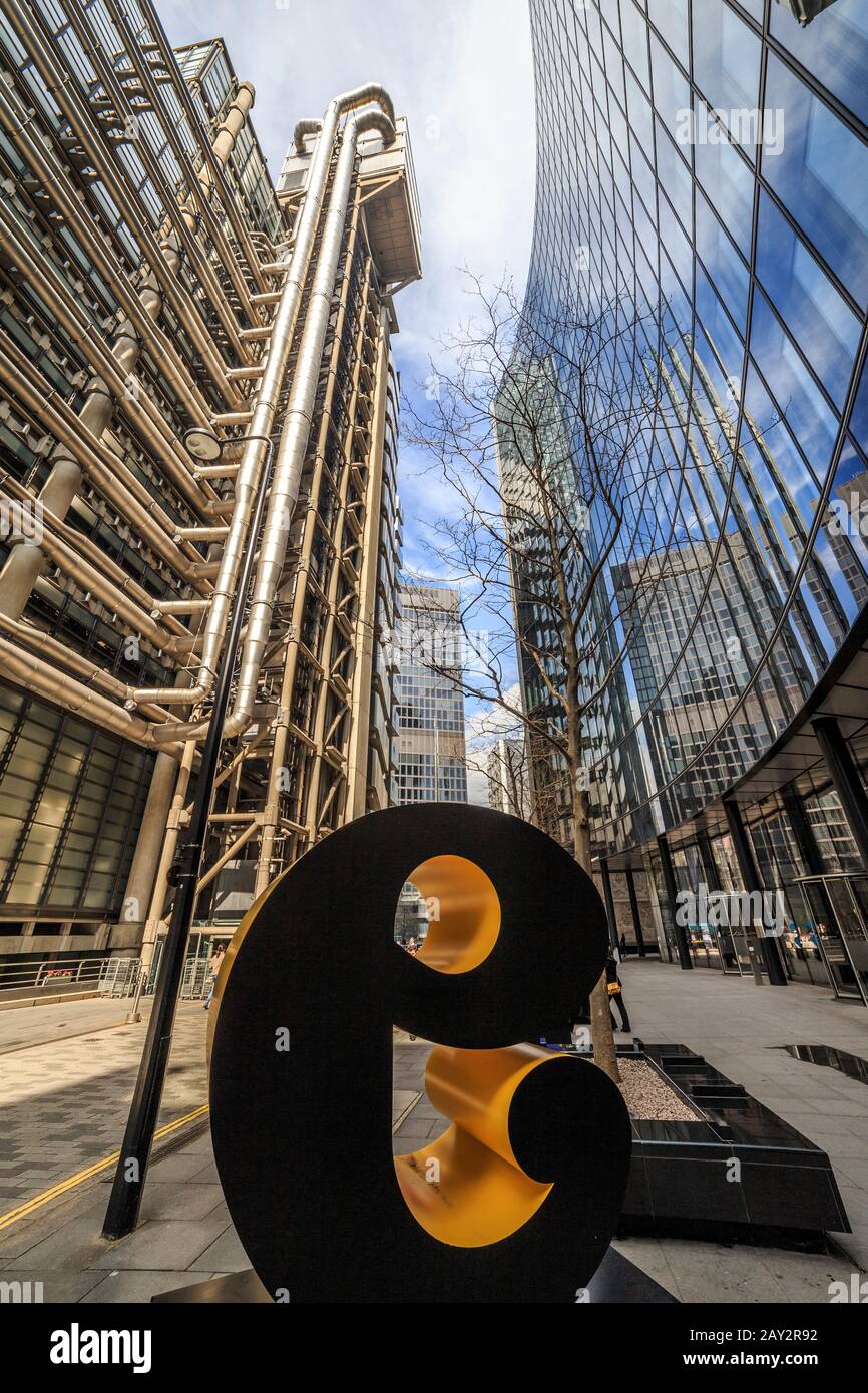 lloyds building reflections, ville de londres, angleterre, royaume-uni gb Banque D'Images