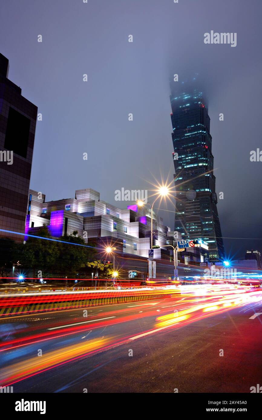 Quartier commercial de nuit de Taipei Banque D'Images