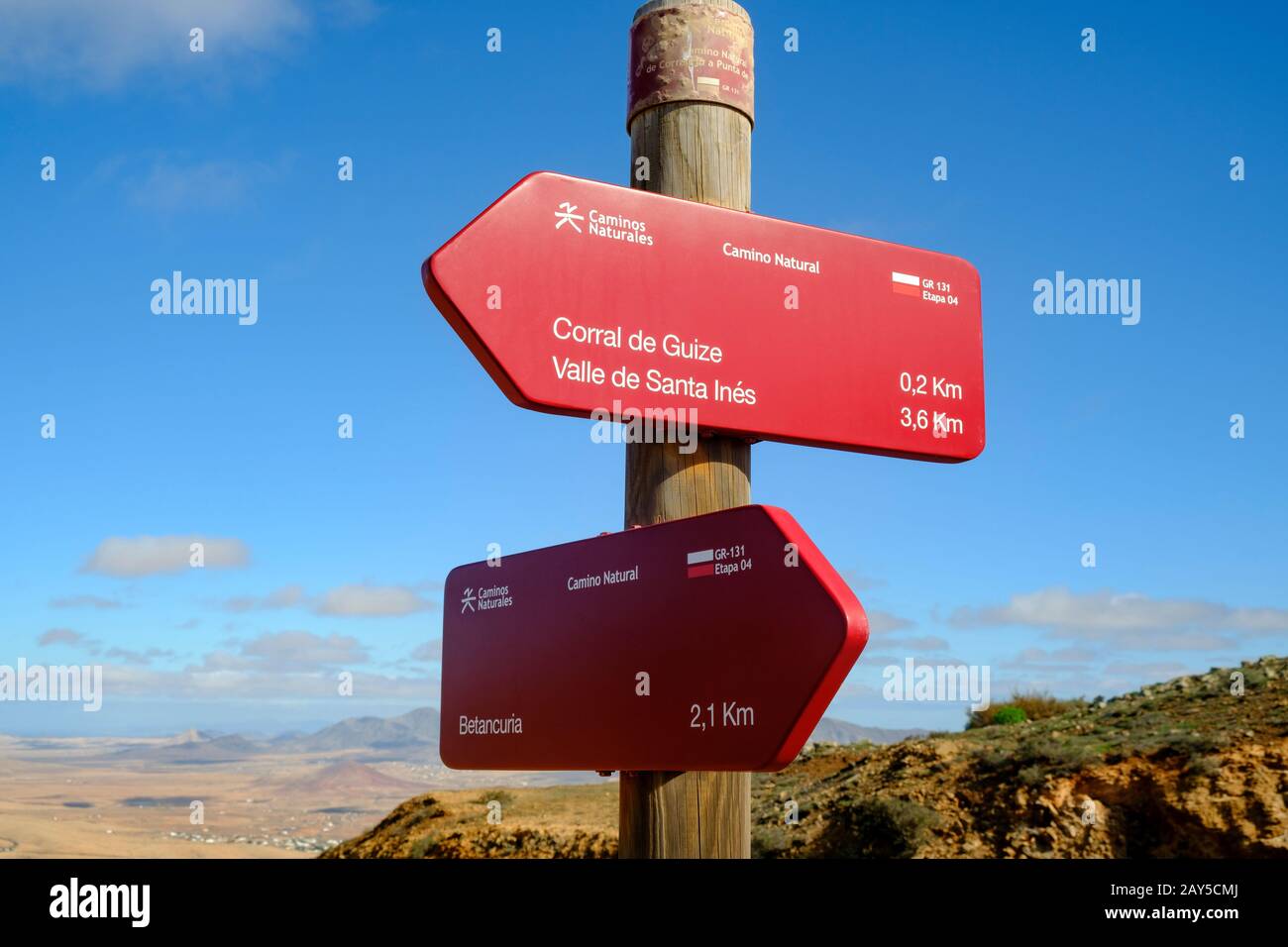 Itinéraire De Marche Signpost Betancuria Fuerteventura Îles Canaries Espagne Banque D'Images