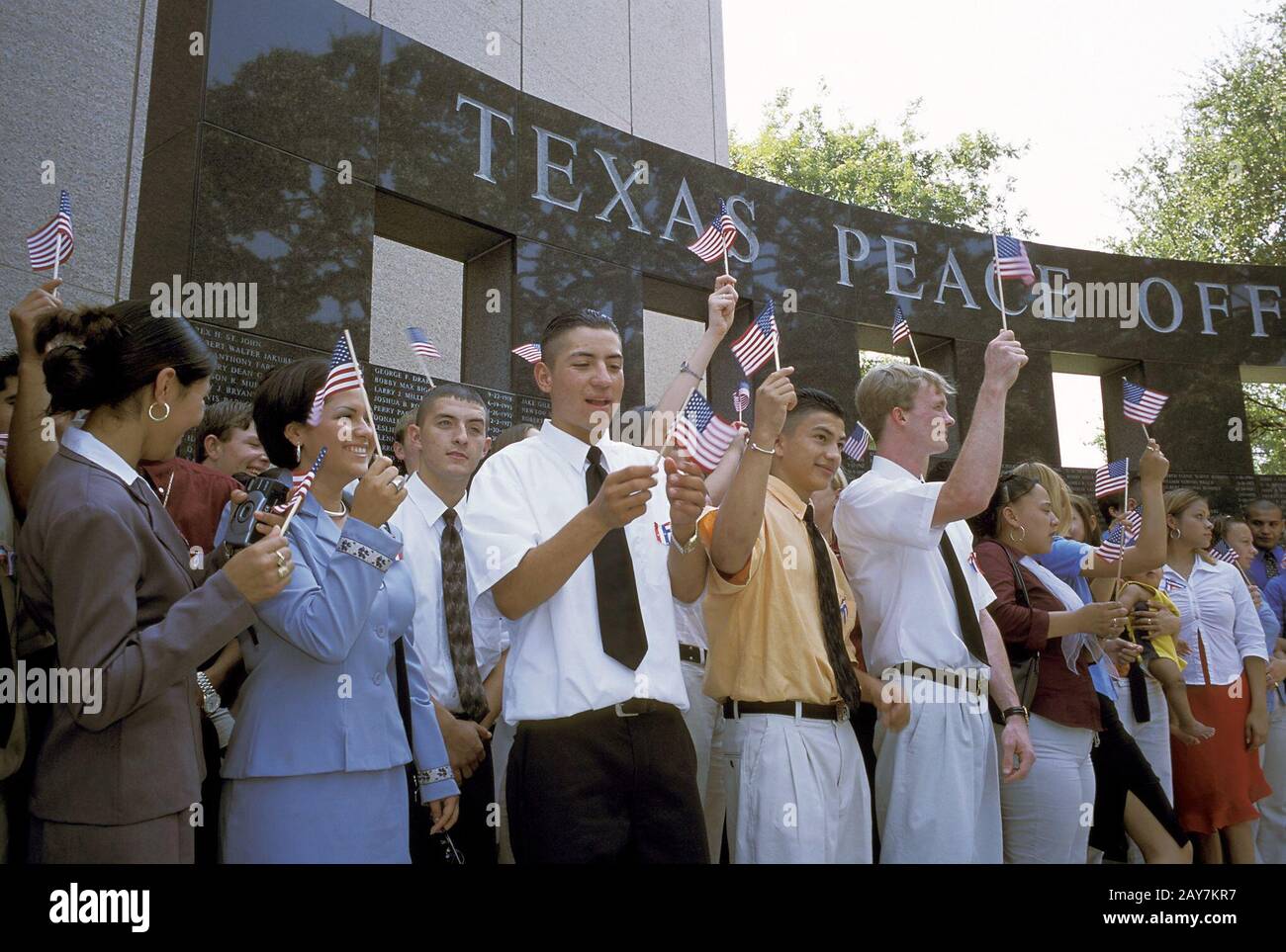 Austin, Texas : cérémonie de dévouement pour le Mémorial des officiers de la paix. Septembre 2002 ©Bob Daemmrich Banque D'Images