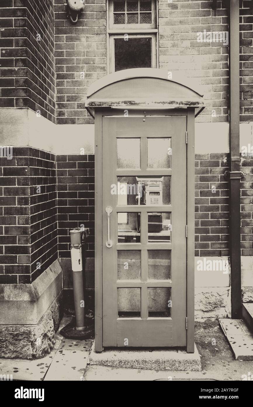 Vintage UK cabine téléphonique rouge Banque D'Images