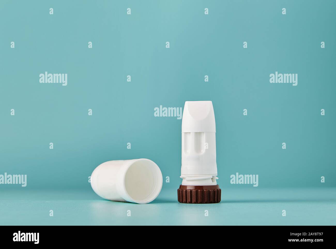 Inhalateur pour asthme. Asthme et allergie turbuhaler pour les personnes  souffrant de problèmes respiratoires Photo Stock - Alamy
