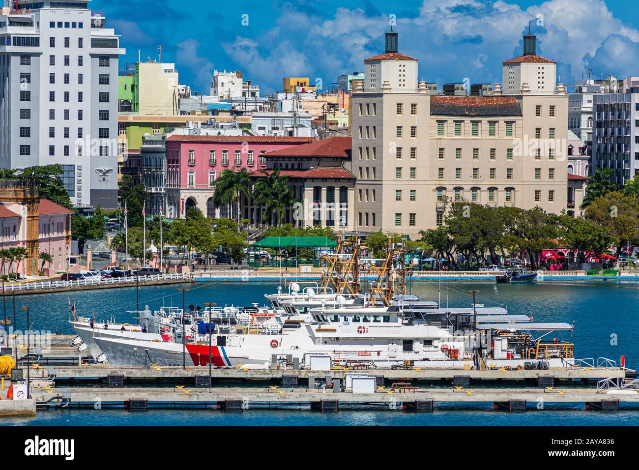 Station De La Garde Côtière À San Juan Banque D'Images