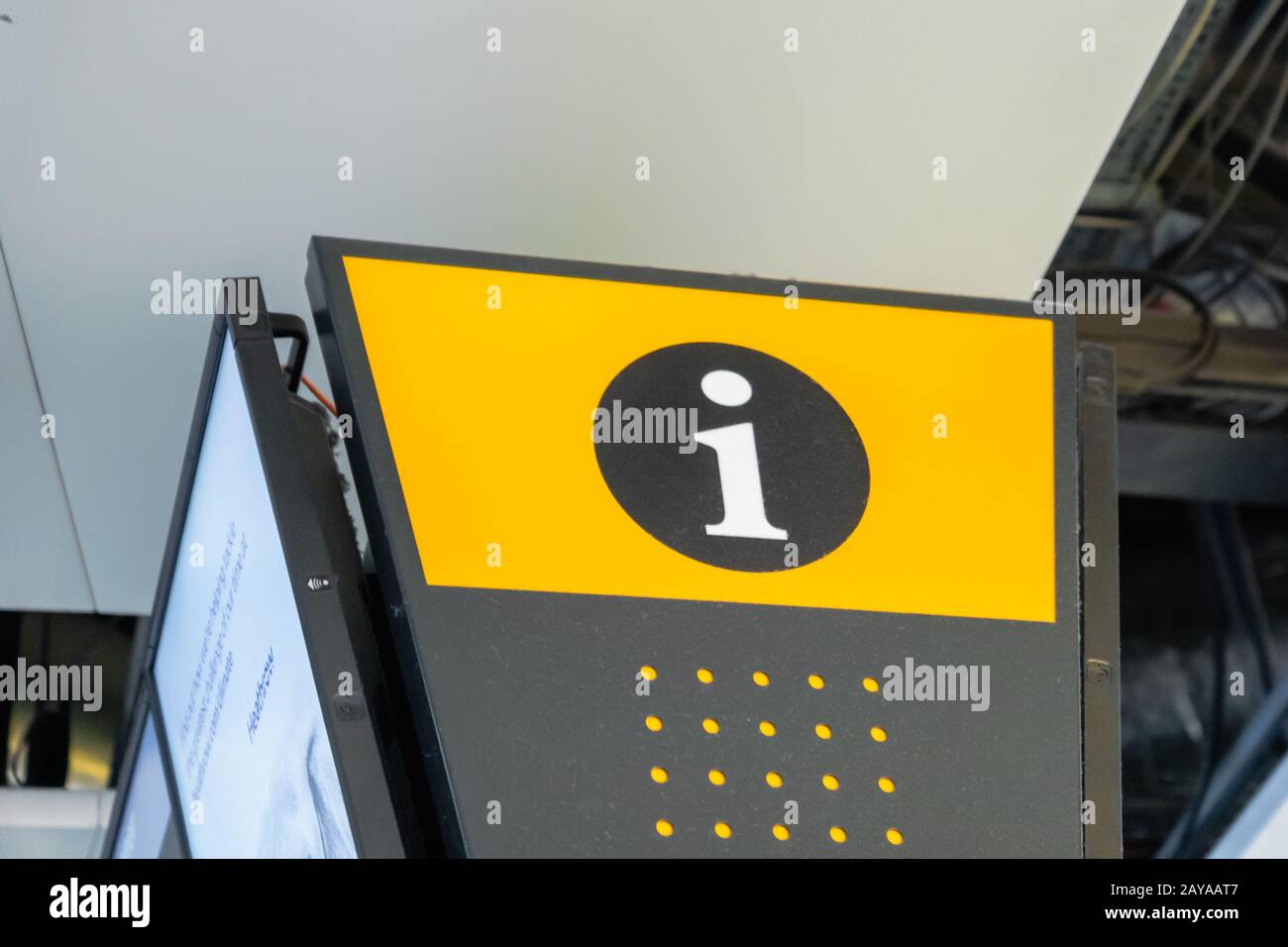 icône de panneau d'information dans l'aéroport / la gare Banque D'Images