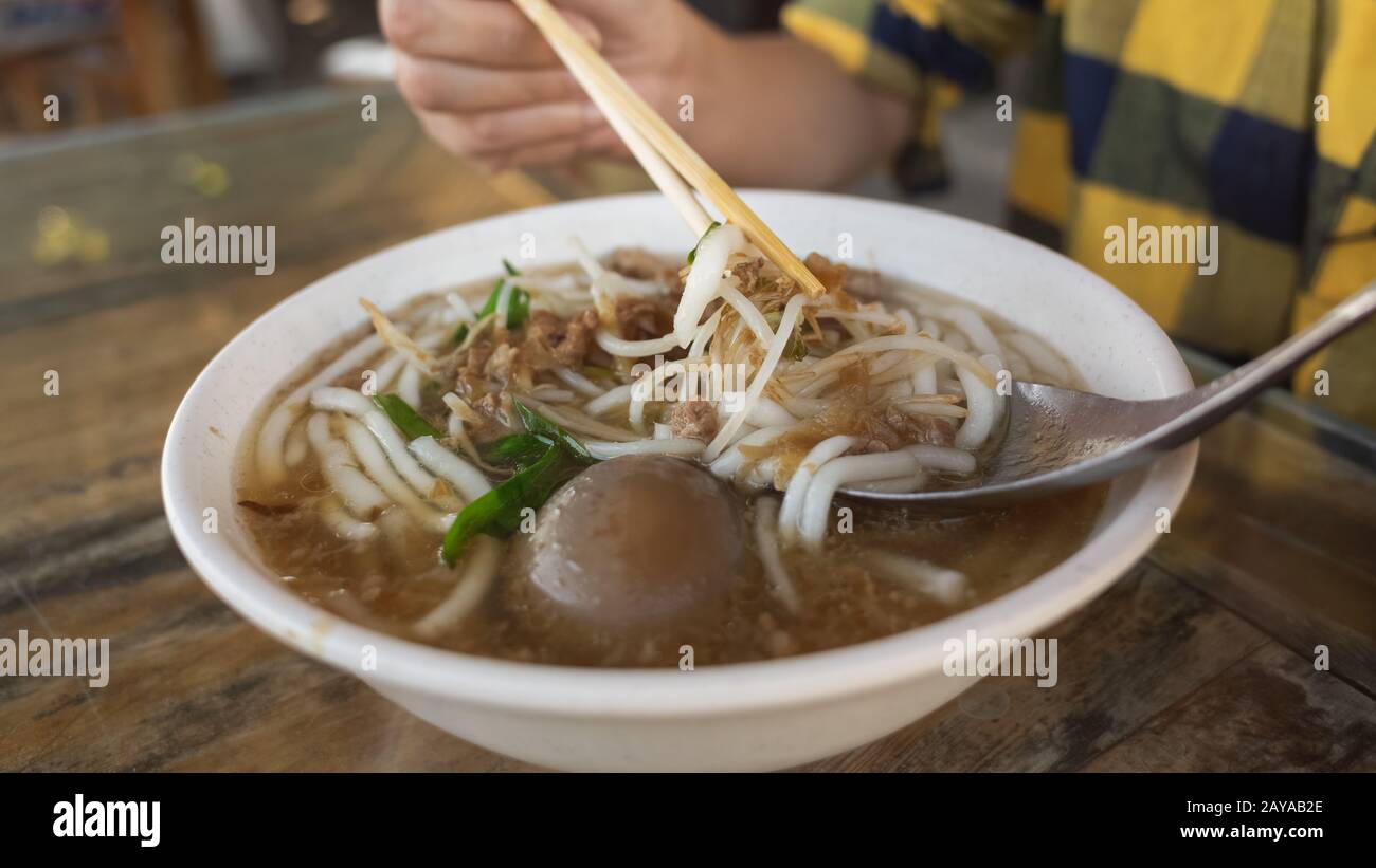 Nouilles de riz traditionnelles taïwanaises Banque D'Images