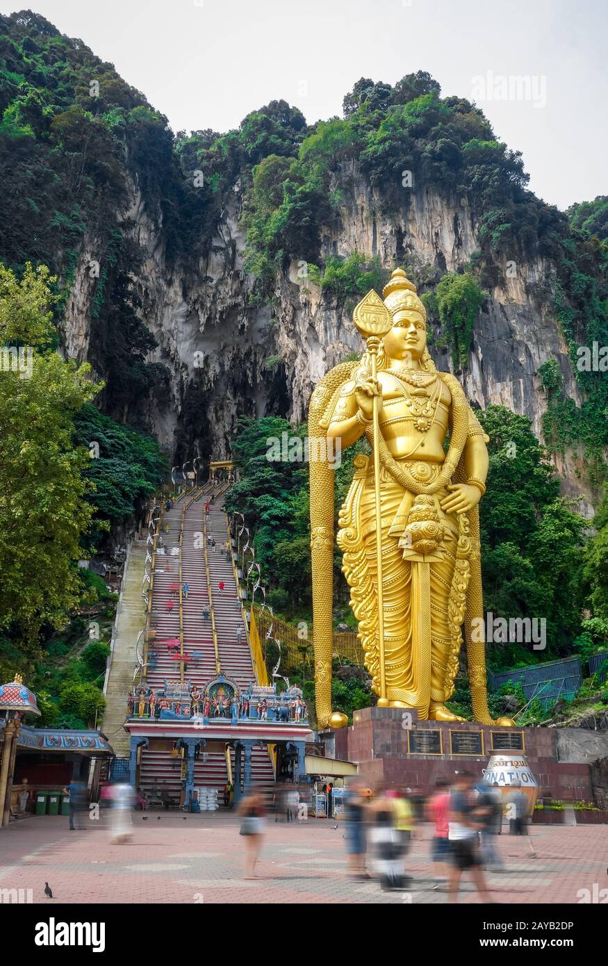 Statue de Murugan dans le temple des grottes de Batu, Kuala Lumpur, Malaisie Banque D'Images
