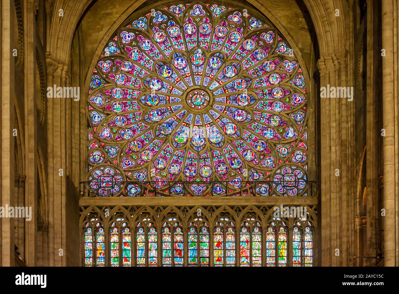 Rosace en vitrail Banque de photographies et d’images à haute