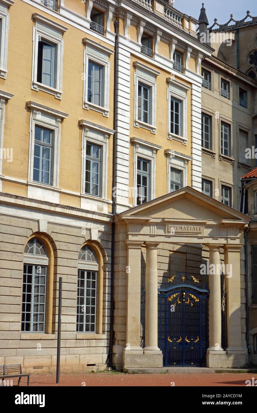 Bibliothèque du Palais épiscopal de Saint-Jean à Lyon Photo Stock - Alamy