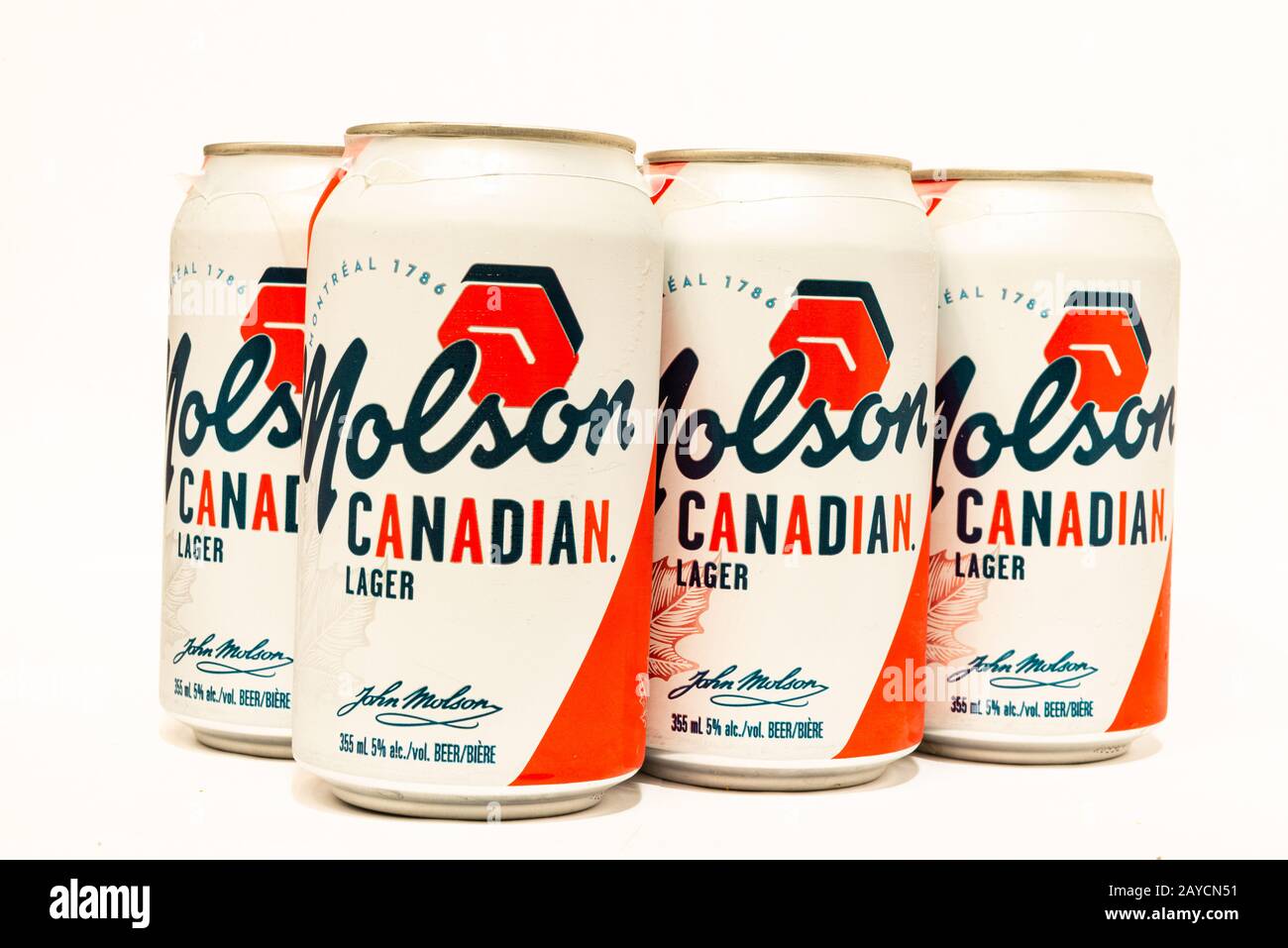 Montréal Québec Canada Le 27 Décembre 2019; Six Paquets De Molson Canadian Lager Banque D'Images