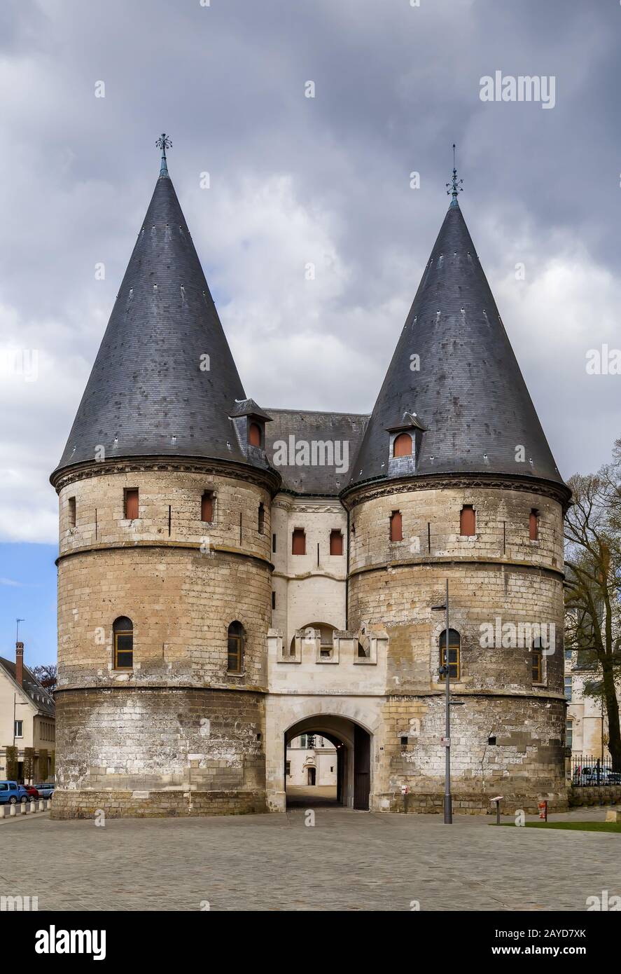 Portes du palais de l'évêque, Beauvais, France Banque D'Images