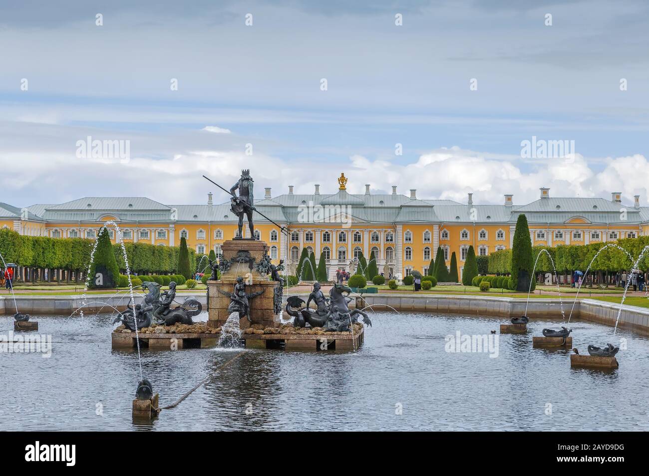 Fontaine Neptune, Peterhof, Russie Banque D'Images