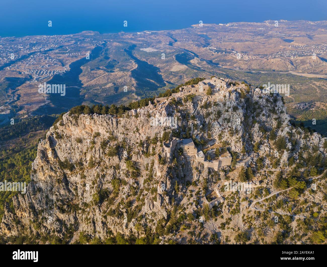 Château de Buffavento dans la région de Kyrenia - Nord de Chypre - vue aérienne Banque D'Images